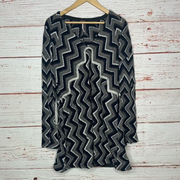 NWT Free People Rhiannon Chevron Knit Mini Dress in Black Combo S - Picture 6 of 16